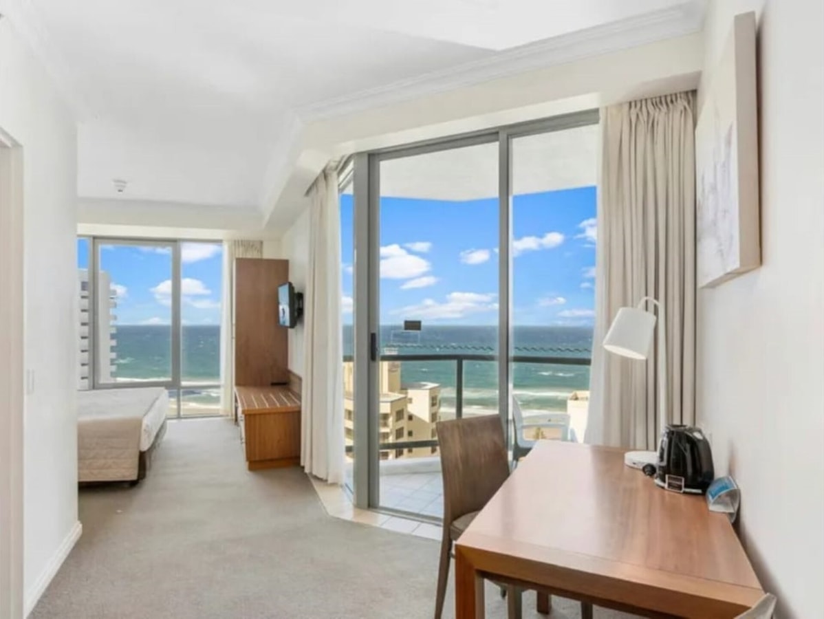 King bed studio with Ocean view in Legend Hotel 2 Serain Residences