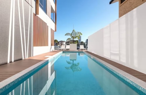 Stunning New 1 BDR Apt w/Parking Surfers Paradise 0 Serain Residences