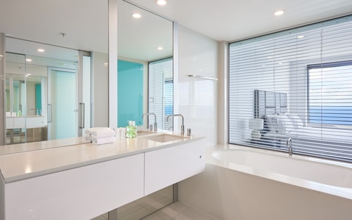 47th Floor Ocean view 3-bedroom with Parking 11 Serain Residences
