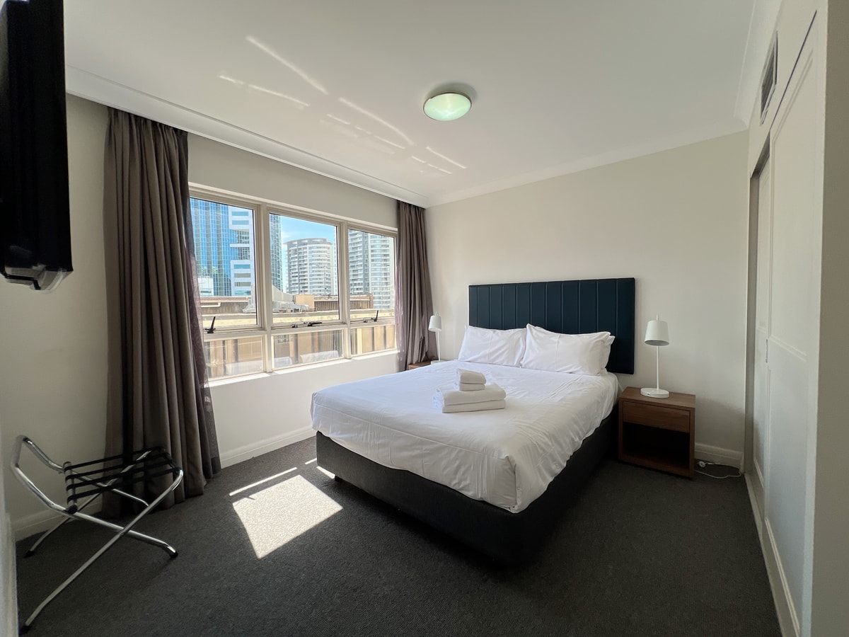 Convenient One-bedroom next to Chatswood station 3 Serain Residences