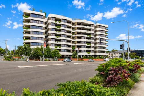 Riverside Modern 2BR East Brisbane w/Parking 16 Serain Residences