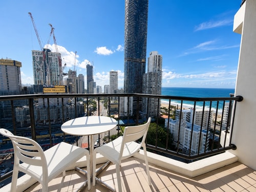 Sea View Hotel Room | Walk to Beach & Tram | Max 4 3 Serain Residences