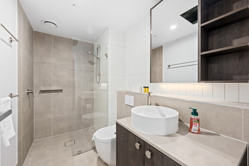 Woden Comfortable 1-Bedroom Apartment with Parking 13 Serain Residences