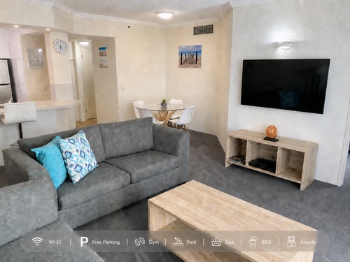 Iconic 1-Bedroom Crown Towers Apt | Resort Stays 27 Serain Residences
