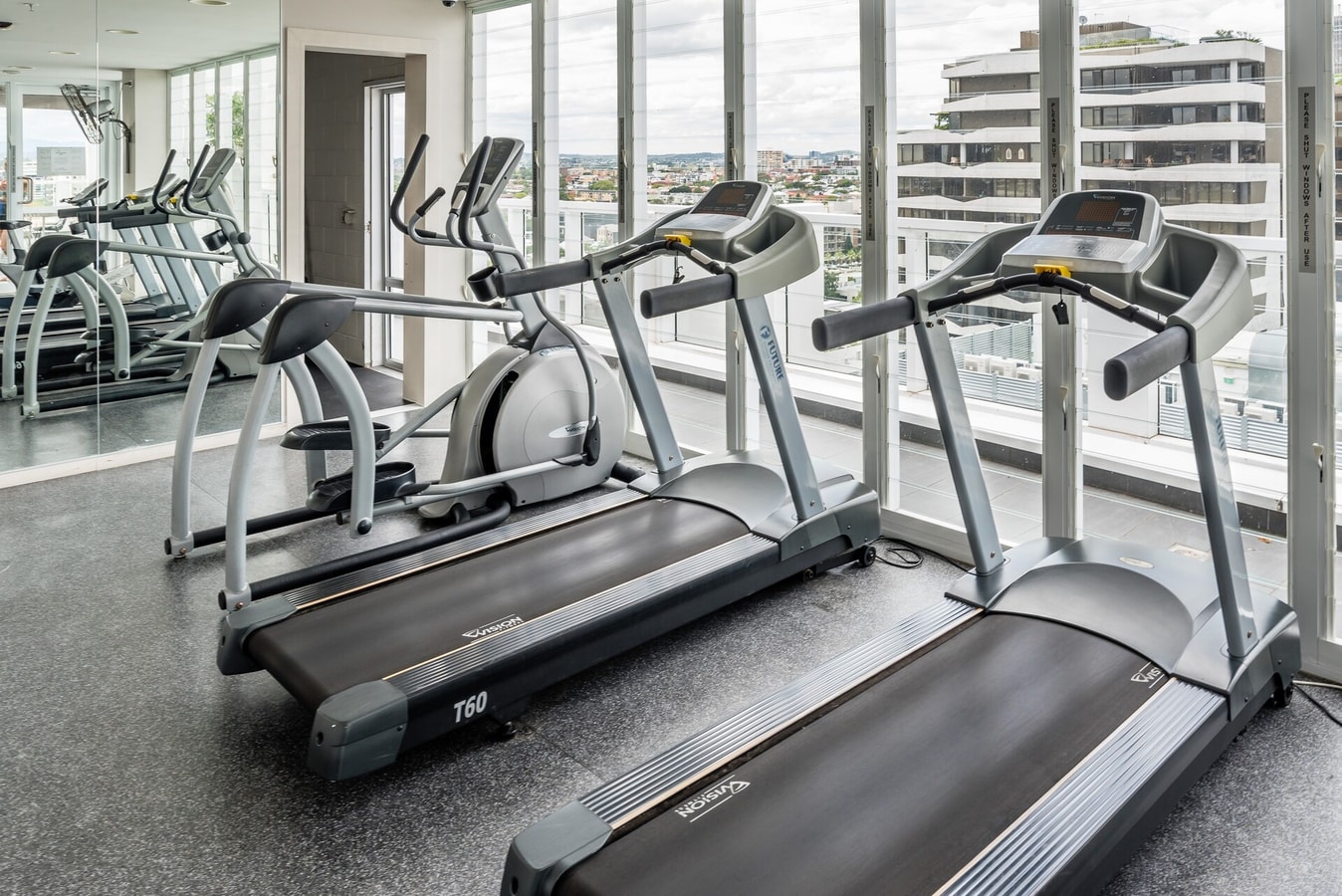 2 Bedroom Apartment with Parking, Pool, Gym 13 Serain Residences