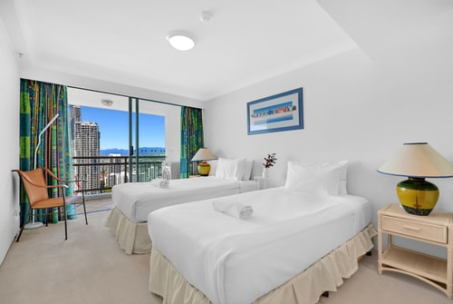 Panoramic Ocean View Sub-Penthouse Crown Surfers 10 Serain Residences