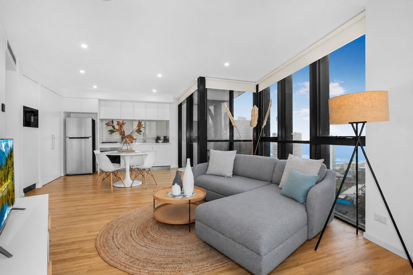 Coastal Escape 1BR Stroll to Beach&Tram | Parking 2 Serain Residences