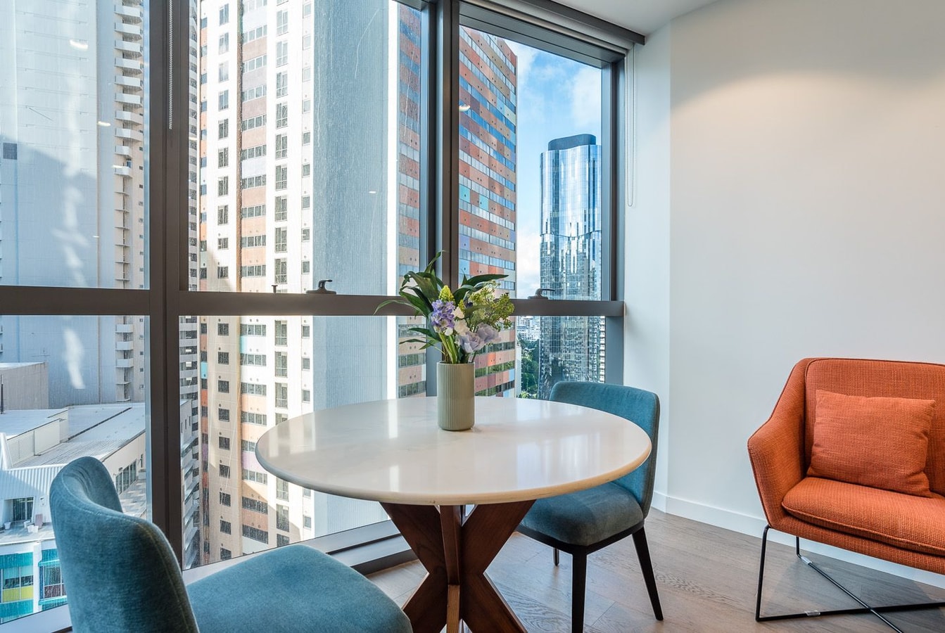 Resort-Style CBD 1-Bedroom Stay Walk to Everything 33 Serain Residences