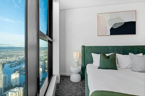 Ocean & City View | 3BR Beachside Escape Floor 62 9 Serain Residences