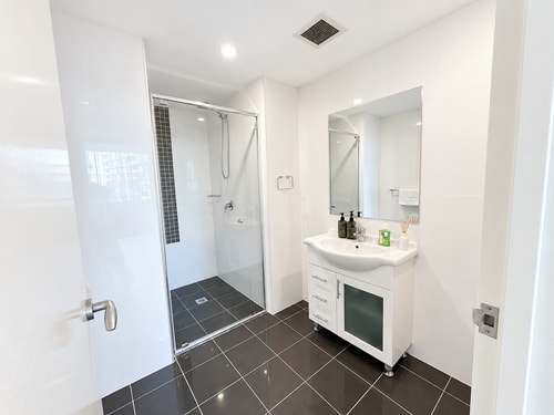 Spacious City View 3BR Loft Apartment | Parking*2 6 Serain Residences