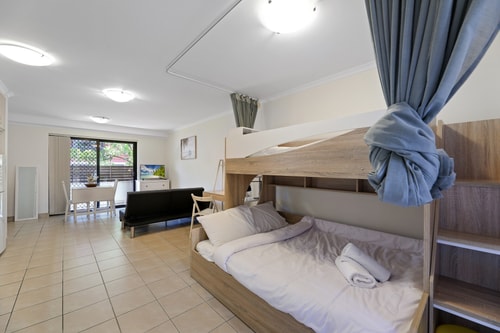 Cozy & Convenient Studio Apartment Close to USYD 3 Serain Residences