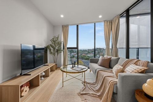 6min Walk to Westfield | Stylish 1BR Gem w/Parking 9 Serain Residences