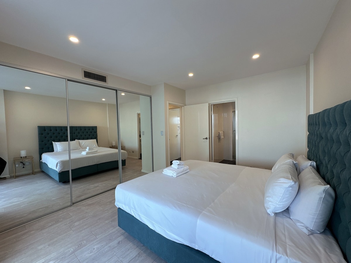 Spacious City View 3BR Loft Apartment | Parking*2 10 Serain Residences