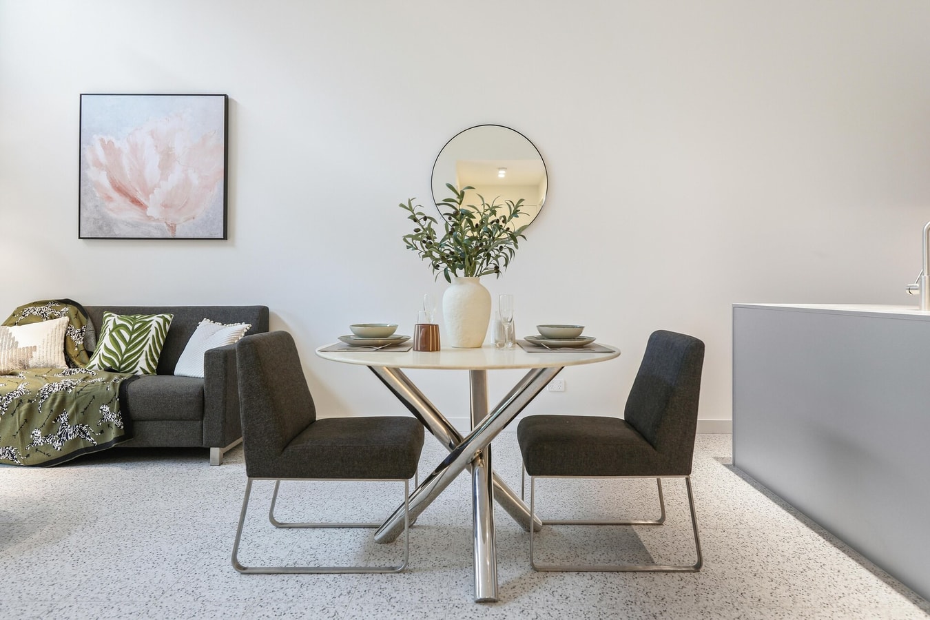 The Stanley Loft apartment in Sydney CBD Hyde Park 1 Serain Residences