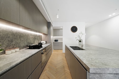 Stylish Sandringham Urban Townhouse by Hyde Park 12 Serain Residences