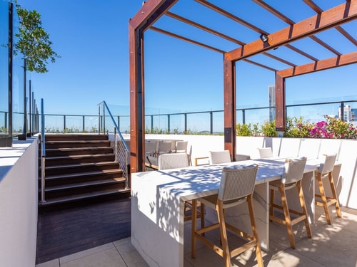 Bright and Sunny 1Bedroom Apartment + Rooftop Pool 22 Serain Residences