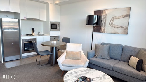 Comfortable&Convenient Rental Apt in Chatswood 1 Serain Residences