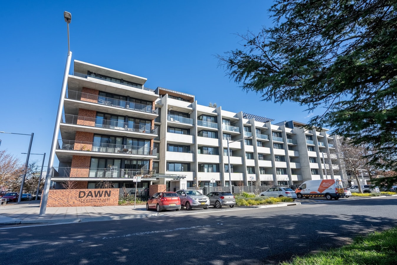 2 bedroom apartment  1 min walk to Canberra Centre 13 Serain Residences