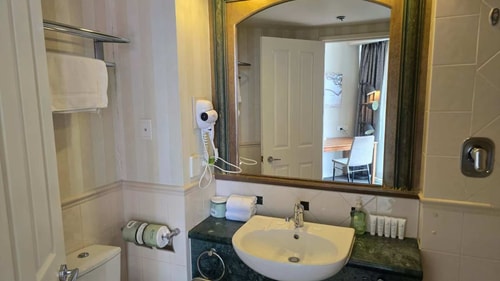 Queen Bed Studio in Legend Hotel Close to Beach 11 Serain Residences