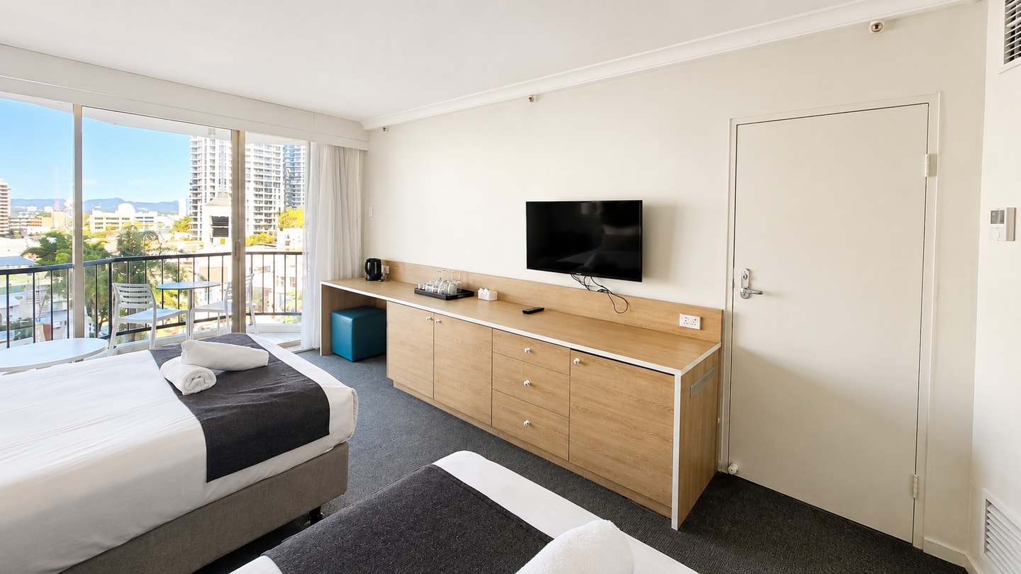 Centre Location 2 Double-bed Hotel Room | Max 4 2 Serain Residences