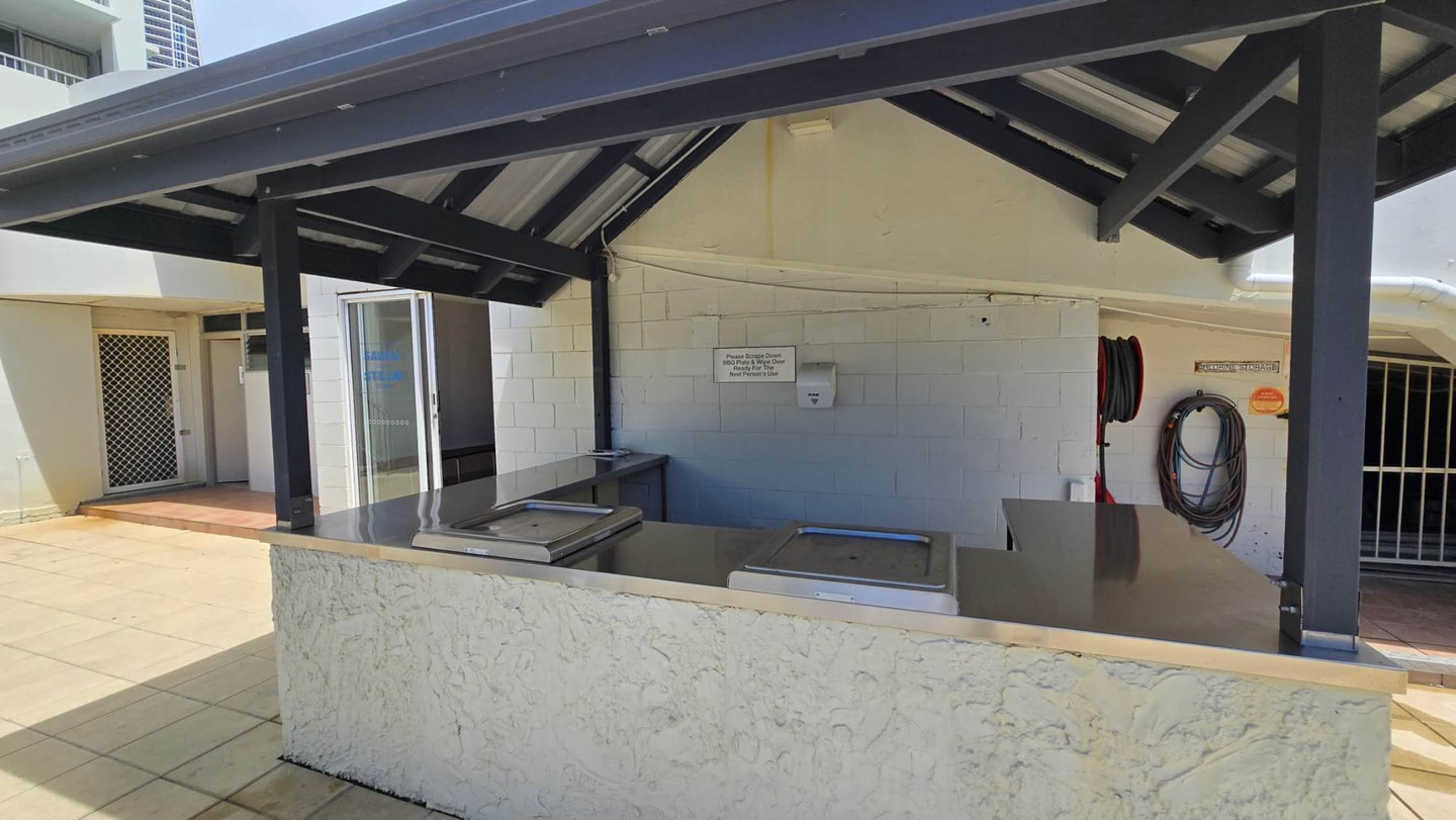 Beachside Ocean View 1BR Apartment Central Surfers 16 Serain Residences