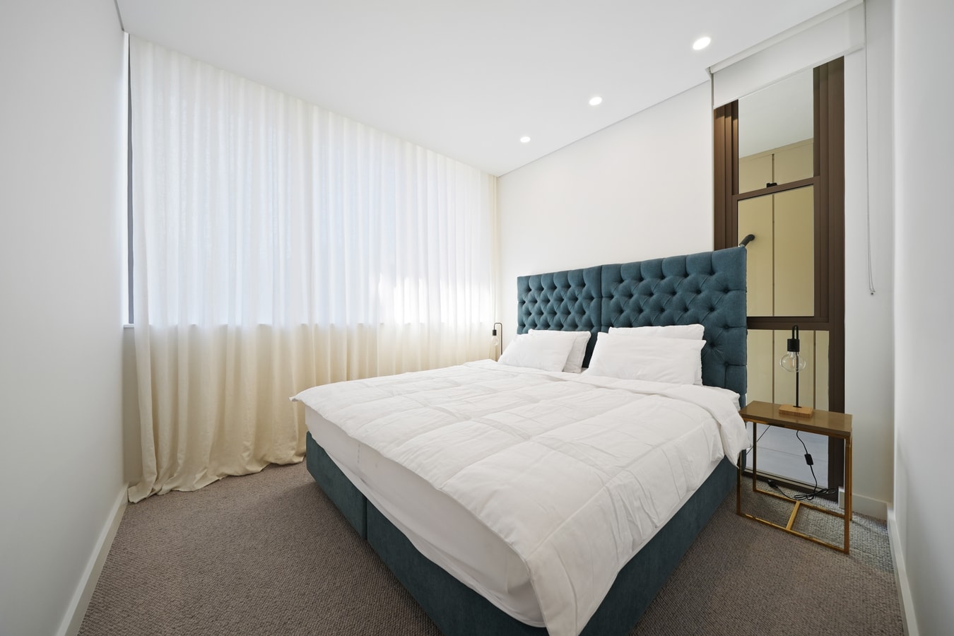 Stylish Sandringham Urban Townhouse by Hyde Park 4 Serain Residences