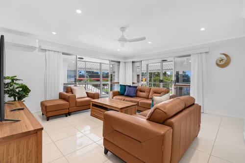 Central Located 3 Bedroom Unit in Southport 5 Serain Residences