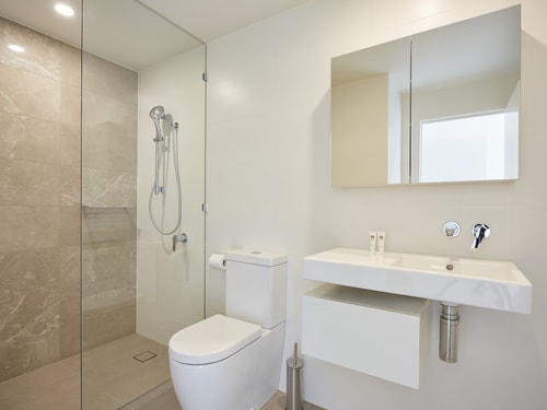 Cozy 2-bedrooms Apartment in Surfers Paradise 7 Serain Residences
