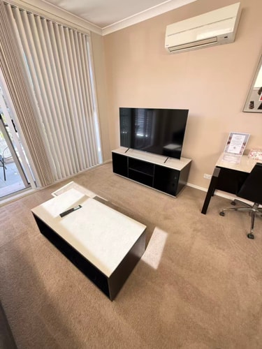 1BR Braddon Stay | Short Stroll to City | Parking 6 Serain Residences