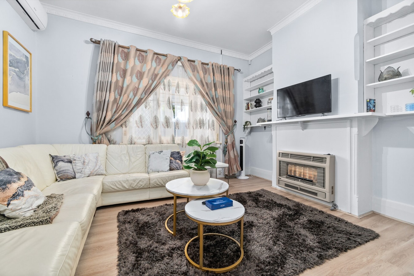 Stylish 3BR Retreat | Walk to Shops & 12min to CBD Serain Residences