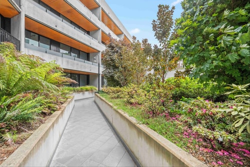 Light Filled 2BDR Loft in Kingston with Parking 10 Serain Residences