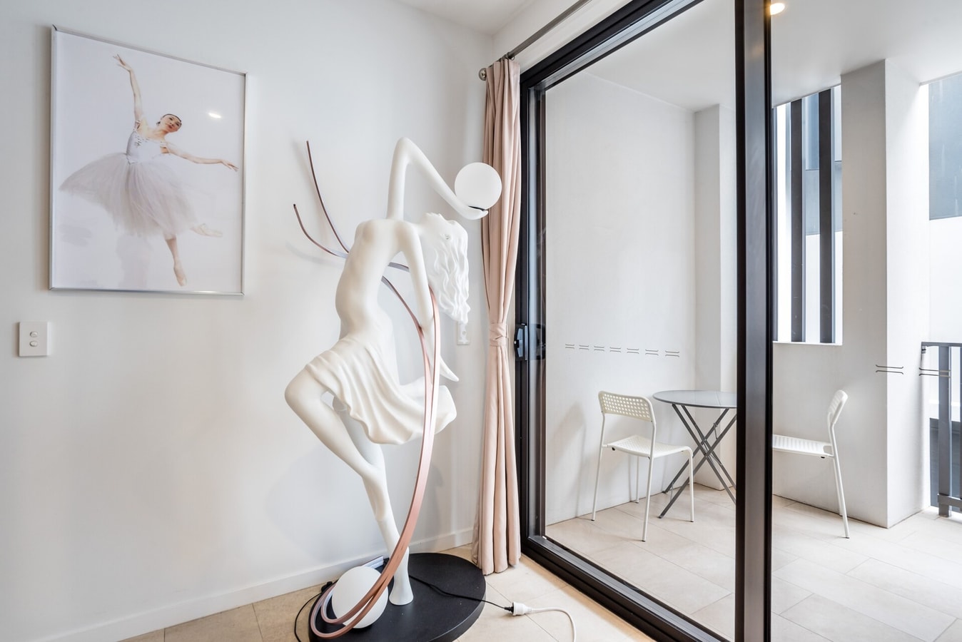 Westend high-end 3 bedroom Townhouse Next to River 15 Serain Residences