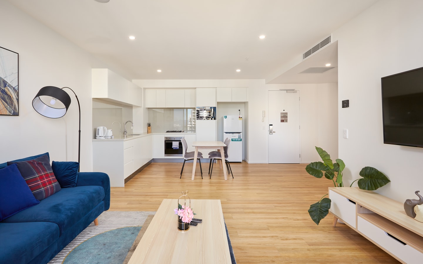 One Bedroom with Water View In Surfers 14 Serain Residences