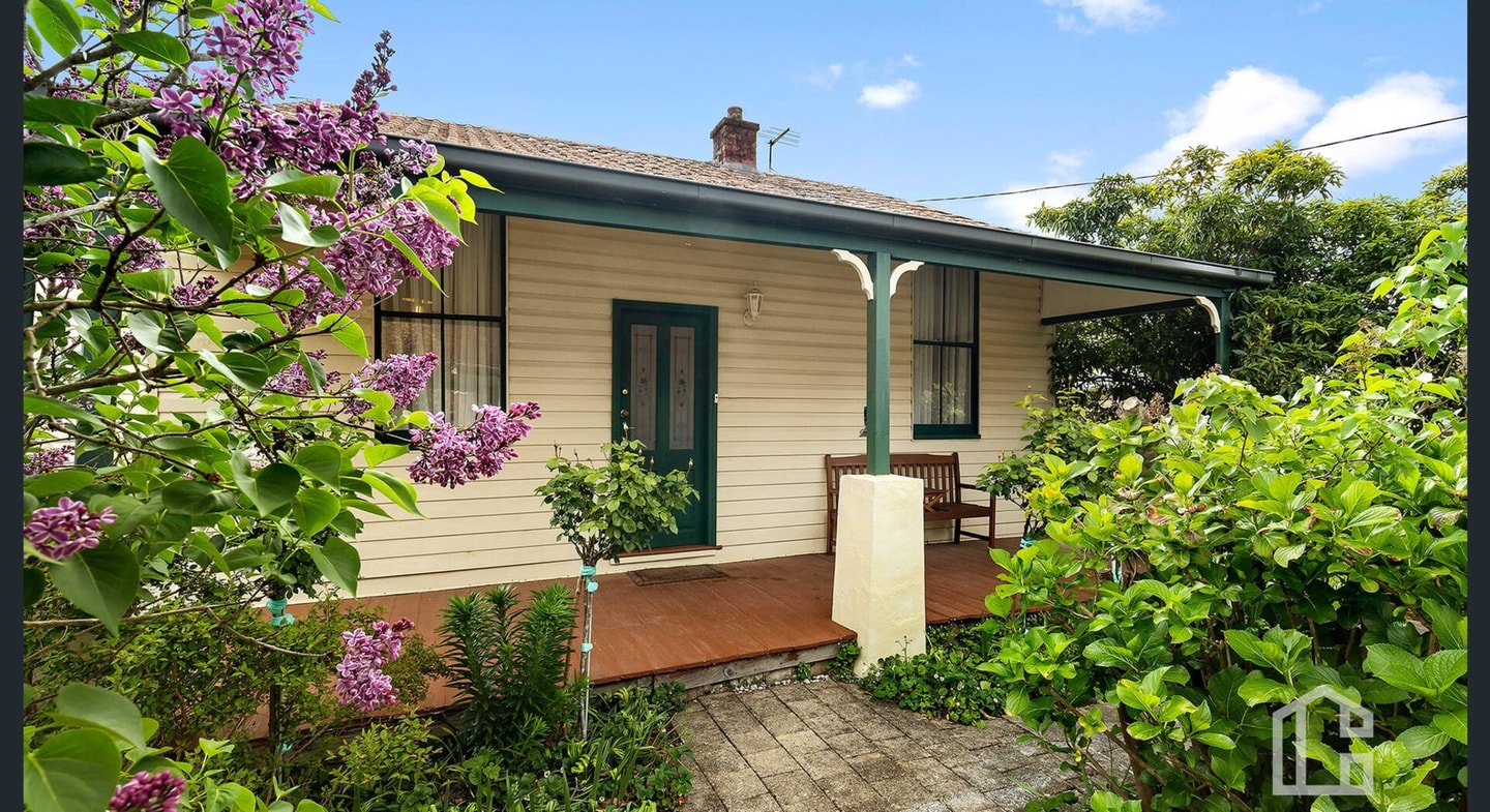 3BDR Blue Mountains Hideaway in Central Katoomba Serain Residences