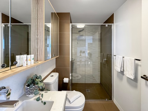 Ocean view modern 2 bedroom in St Kilda w/Parking 10 Serain Residences