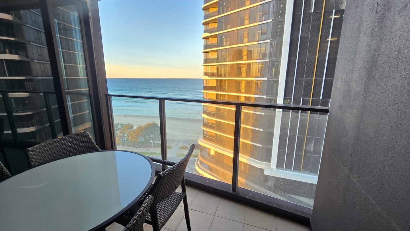 High Floor 1BR | 50m to Surfers Beach | 4 Guests 34 Serain Residences
