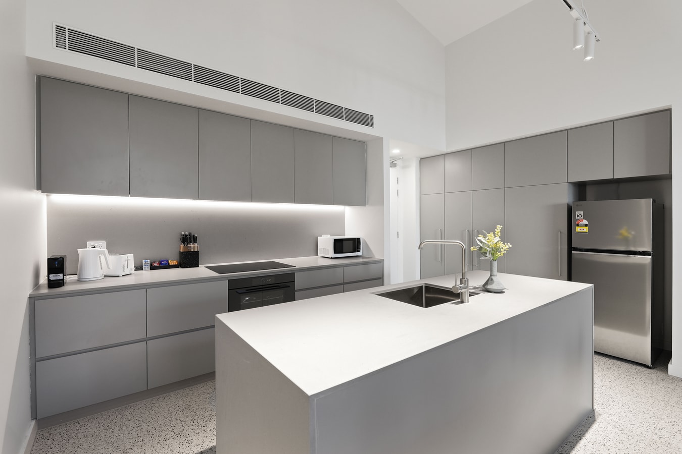 The Stanley Loft apartment in Sydney CBD Hyde Park 4 Serain Residences