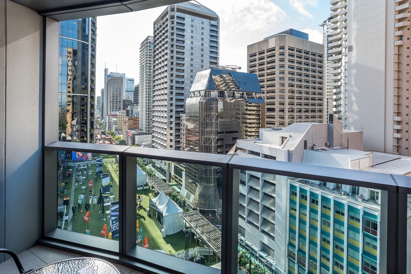Resort-Style CBD 1-Bedroom Stay Walk to Everything 23 Serain Residences