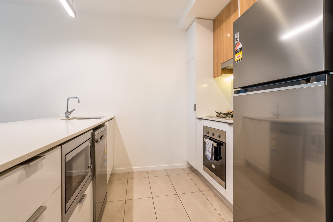 City-Center Cozy 2BDR Apartment with Parking 17 Serain Residences