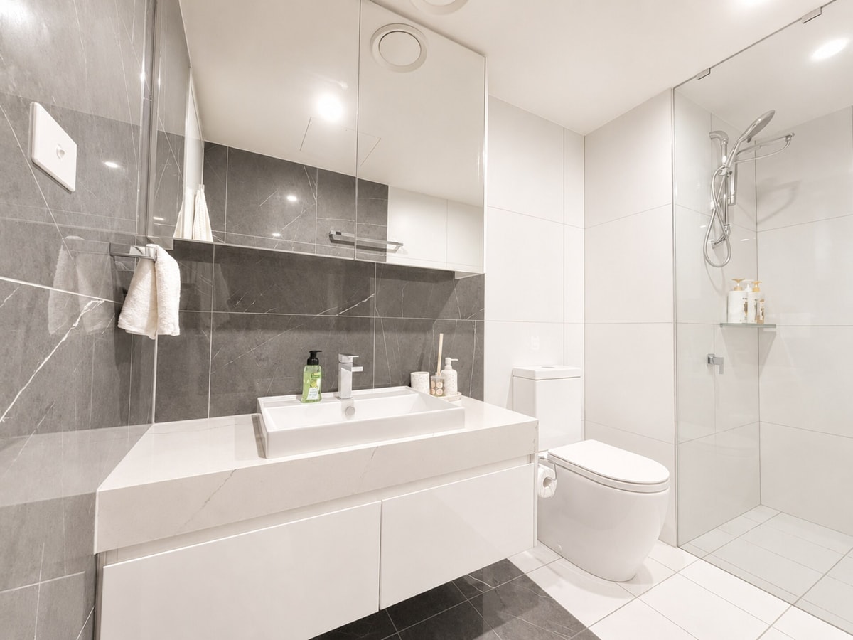 7Min to Canberra Centre | Modern 1BR Apt w/Parking 5 Serain Residences