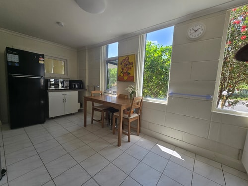 Serene Leura 2BDR Unit 3 Minutes to Shops 1 Serain Residences