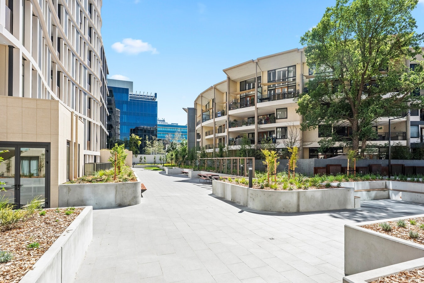 City Heart 1-Bedroom Steps from Lake with Parking 19 Serain Residences