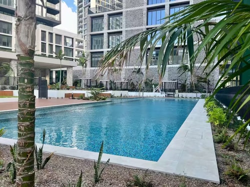 Olympic Park 1BR: Pool, Gym & Free Secure Parking 4 Serain Residences