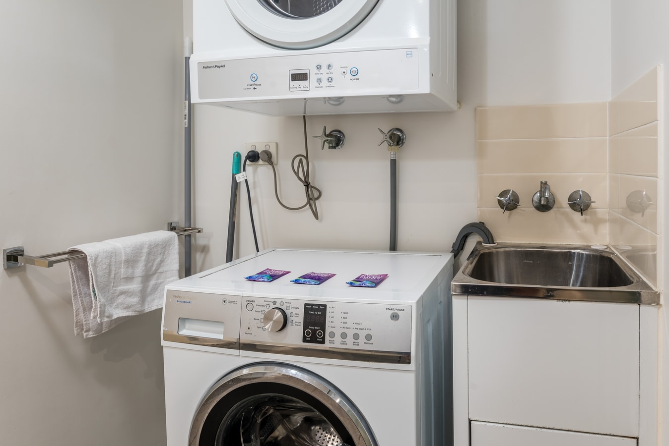 Modern 2BR in Brisbane CBD | Pool | Gym | Parking 11 Serain Residences