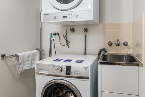 Modern 2BR in Brisbane CBD | Pool | Gym | Parking 11 Serain Residences