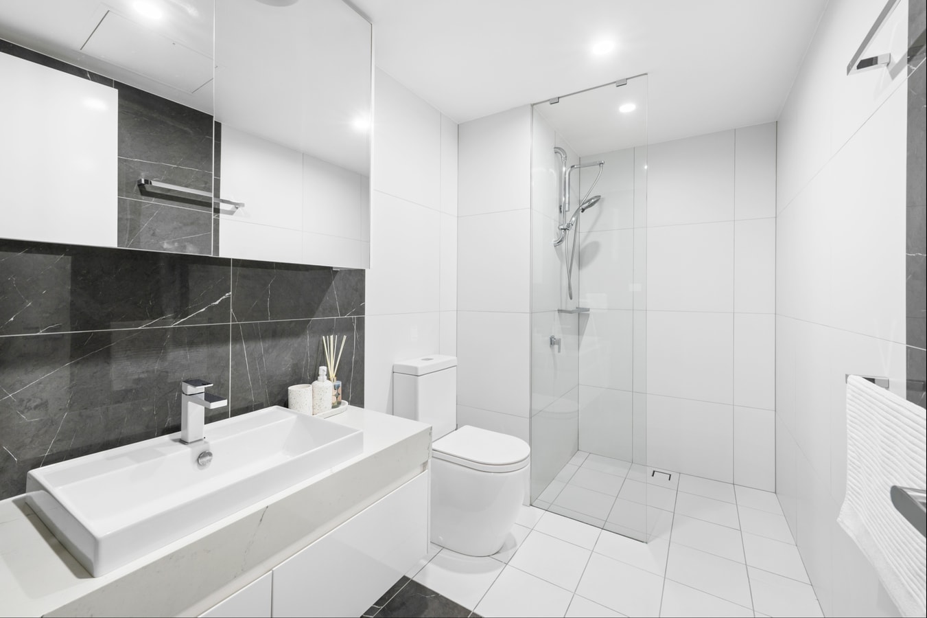 Central North Braddon – Steps from Cafes & Shops 15 Serain Residences