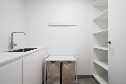 Stylish Sandringham Urban Townhouse by Hyde Park 13 Serain Residences