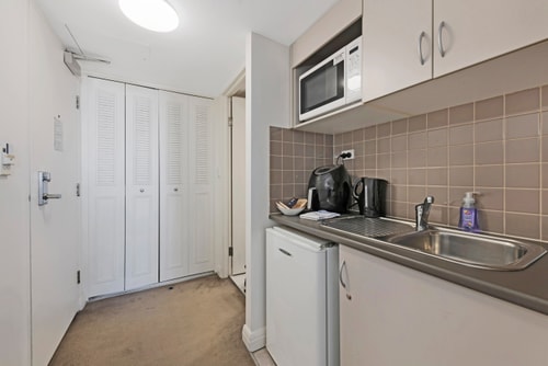 Cozy Studio with Gym & Pool Near Chatswood Station 10 Serain Residences
