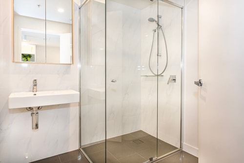 Riverview High level 1bedroom unit with Parking 7 Serain Residences