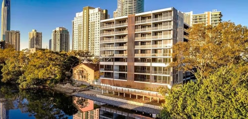 Stunning New 1 BDR Apt w/Parking Surfers Paradise 15 Serain Residences